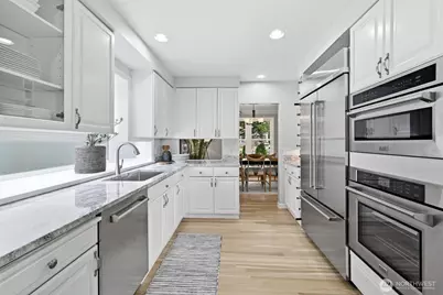 3505 43rd Avenue W, Seattle, WA 98199 - Photo 9