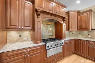 16308 Simonds Rd NE, Kenmore, WA 98028 - Photo 15