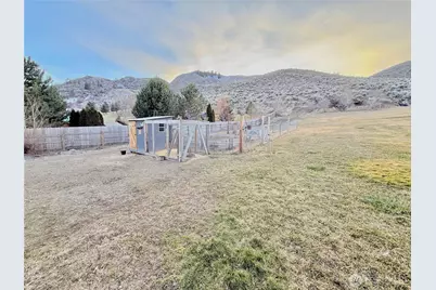 859 C Highway 7, Tonasket, WA 98855 - Photo 39