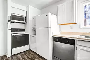 1328 Chestnut St, Everett, WA 98201 - Photo 9