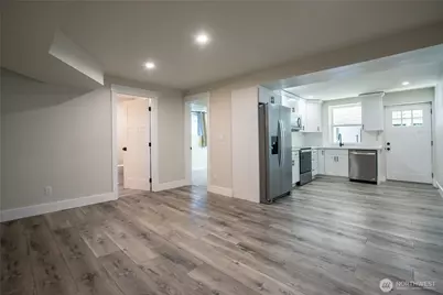 9359 Forest Court SW #B, Seattle, WA 98136 - Photo 13