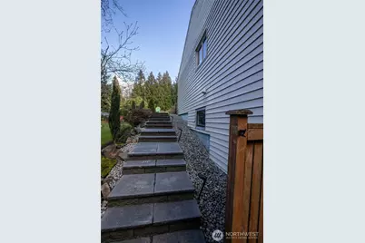 9359 Forest Court SW #B, Seattle, WA 98136 - Photo 3
