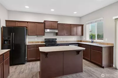 11411 129th Street E, Puyallup, WA 98374 - Photo 9