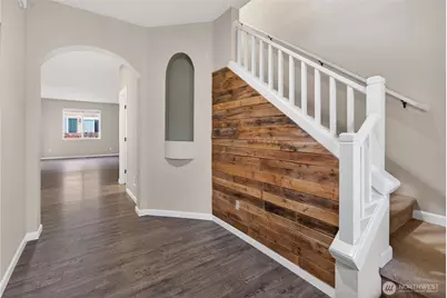 11411 129th Street E, Puyallup, WA 98374 - Photo 3