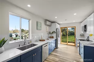 1422 E Wright Ave, Tacoma, WA 98404 - Photo 11