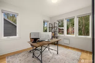 9581 NE Sigrids Ct, Bainbridge Island, WA 98110 - Photo 27