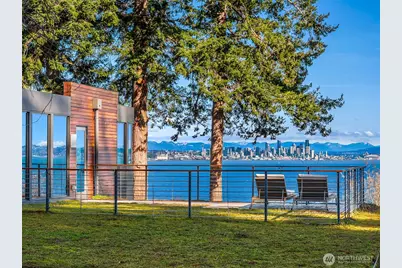 7268 Madrona Drive NE, Bainbridge Island, WA 98110 - Photo 1