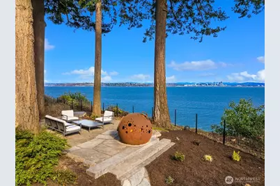 7268 Madrona Drive NE, Bainbridge Island, WA 98110 - Photo 3