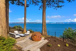 7268 Madrona Dr NE, Bainbridge Island, WA 98110 - Photo 3