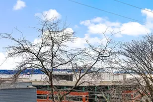 500 5th Ave W, Seattle, WA 98119 - Photo 17