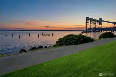 500 5th Ave W #303, Seattle, WA 98119 - Photo 37