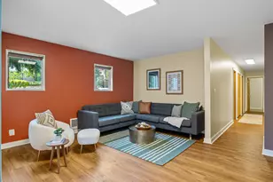 465 Winslow Way E, Bainbridge Island, WA 98110 - Photo 15