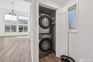 2219 14th Ave W, Seattle, WA 98119 - Photo 11