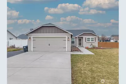 1412 E Megan Drive, Moses Lake, WA 98837 - Photo 1
