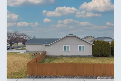 1412 E Megan Drive, Moses Lake, WA 98837 - Photo 3