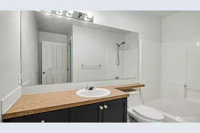 1500 S 18th St #D202, Renton, WA 98055 - Photo 11