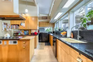 1877 SE Bliss Ln, College Place, WA 99324 - Photo 11