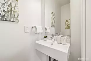 1926 Ferry Ave SW, Seattle, WA 98116 - Photo 11