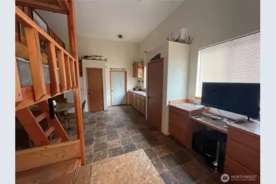 37855 Skyview Court N, Creston, WA 99147 - Photo 13