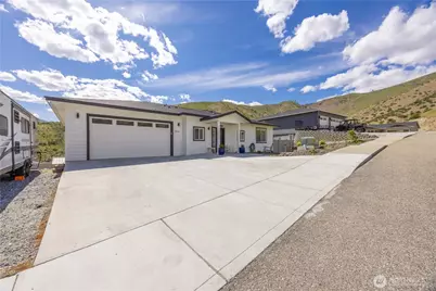 9968 Griffith Place, Entiat, WA 98822 - Photo 3