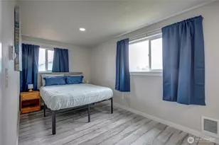 34 4th St S, Pacific Beach, WA 98571 - Photo 17