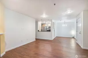 975 Aberdeen Ave NE, Renton, WA 98056 - Photo 7