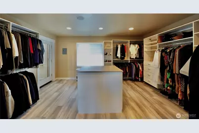 11031 Cornell Avenue S, Seattle, WA 98178 - Photo 13