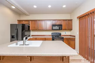 5325 Military Rd E, Tacoma, WA 98446 - Photo 9