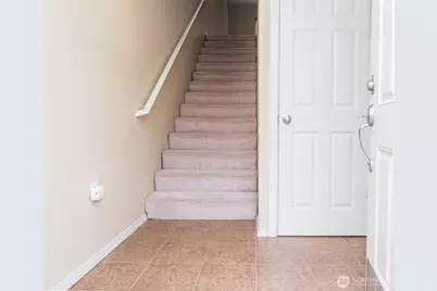 5325 Military Road E #B, Tacoma, WA 98446 - Photo 3