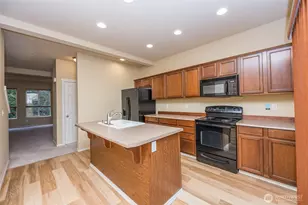 5325 Military Rd E, Tacoma, WA 98446 - Photo 9