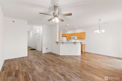 3220 SE 12th Street #1039, Renton, WA 98058 - Photo 7