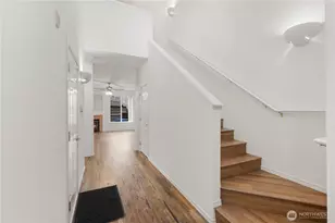 3220 SE 12th St, Renton, WA 98058 - Photo 5