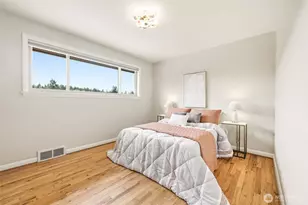 4019 SW Henderson St, Seattle, WA 98136 - Photo 17