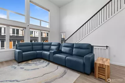 2219 14th Avenue W #405, Seattle, WA 98119 - Photo 5