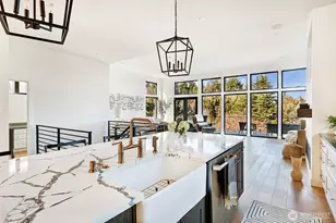 4224 NE 124th St, Seattle, WA 98125 - Photo 17