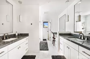 4224 NE 124th St, Seattle, WA 98125 - Photo 25