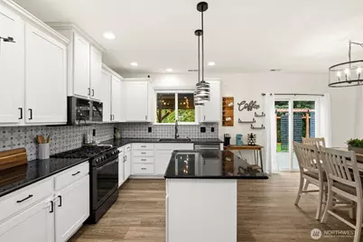 14925 Rivergrove Drive E, Sumner, WA 98390 - Photo 7