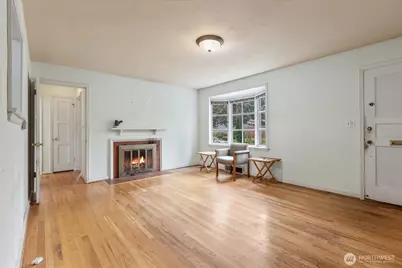 3152 NE 82nd Street, Seattle, WA 98115 - Photo 3