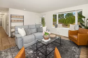 19814 10th Dr SE, Bothell, WA 98012 - Photo 5