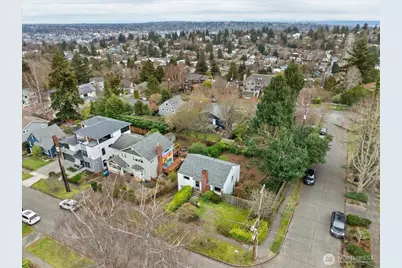 3602 38th Avenue W, Seattle, WA 98199 - Photo 11