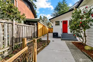 18903 127th Pl SE, Renton, WA 98058 - Photo 37