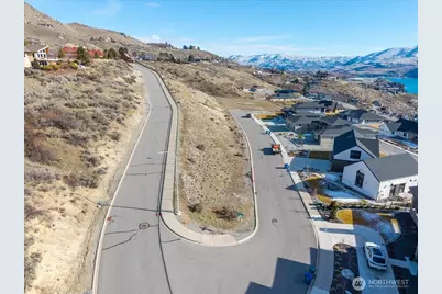 270 Crystal View Drive, Chelan, WA 98816 - Photo 13