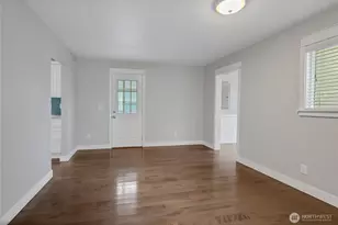 711 Le-Lou-Wa Pl NE, Tacoma, WA 98422 - Photo 5