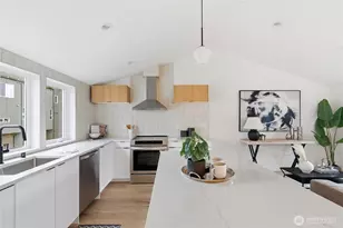 6511 19th Ave NW, Seattle, WA 98117 - Photo 7