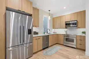 6515 19th Ave NW, Seattle, WA 98117 - Photo 5