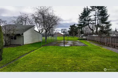 13414 NW Indian Spring Drive, Vancouver, WA 98685 - Photo 37