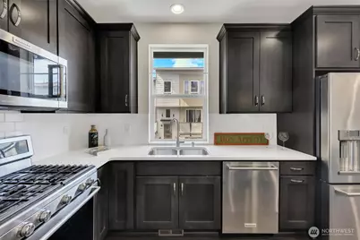 14610 36th Avenue NE, Lake Forest Park, WA 98155 - Photo 7