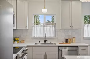 14016 2nd Ave NW, Seattle, WA 98177 - Photo 3