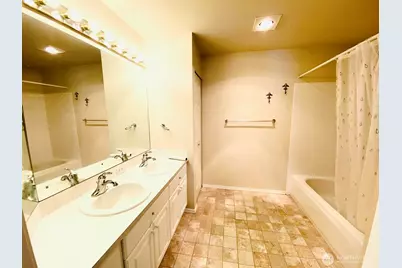 2960 142nd Place SE #2, Bellevue, WA 98007 - Photo 7