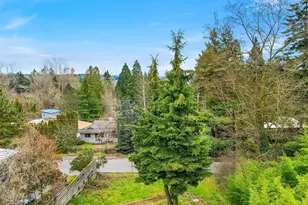 9229 45th Ave NE, Seattle, WA 98115 - Photo 3